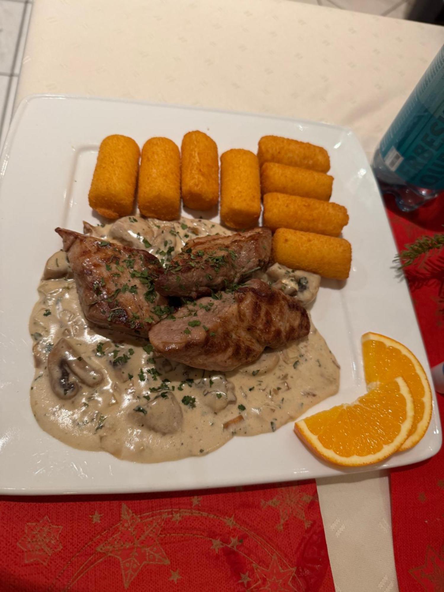 Hotel-Restaurant Christine Lubz Ngoại thất bức ảnh