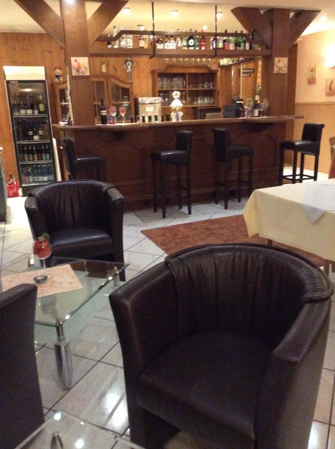 Hotel-Restaurant Christine Lubz Ngoại thất bức ảnh